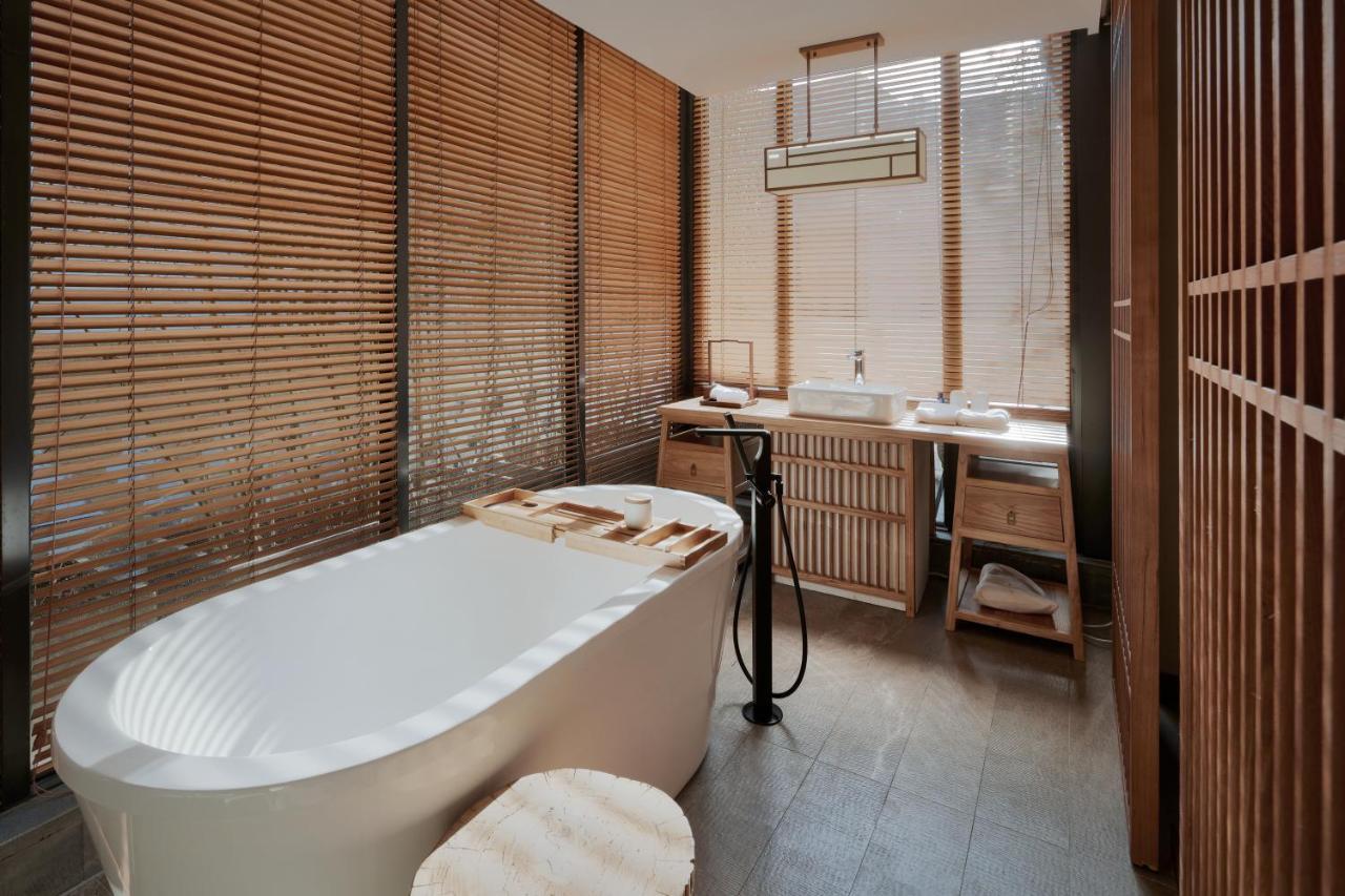 Uin Oriental Hotel Wuxi  Zewnętrze zdjęcie