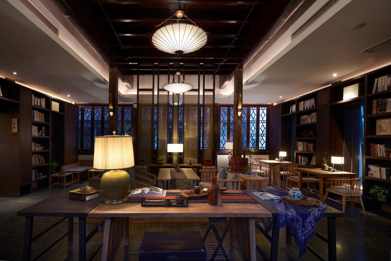 Uin Oriental Hotel Wuxi  Zewnętrze zdjęcie